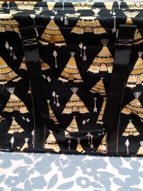 TEEPEE TRAIL PRINT XLARGE STORE BASKET NWT BLACK WITH TAN TEEPEES